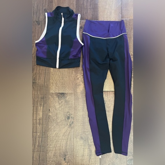 fabletics Demi Lovato 2 two piece activewear outfit- crop top leggings NWT NEW - Picture 1 of 12